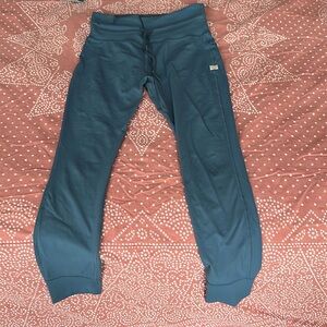 Vuori women’s leggings